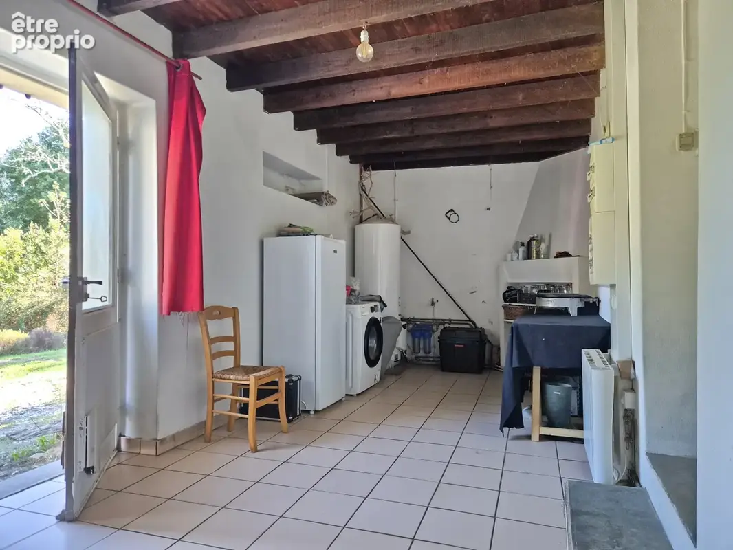 Maison de 113 m2 avec dépendances à Sévérac. - photo 6