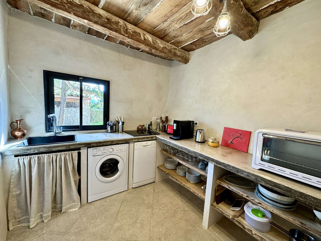 Maison à VAISON-LA-ROMAINE