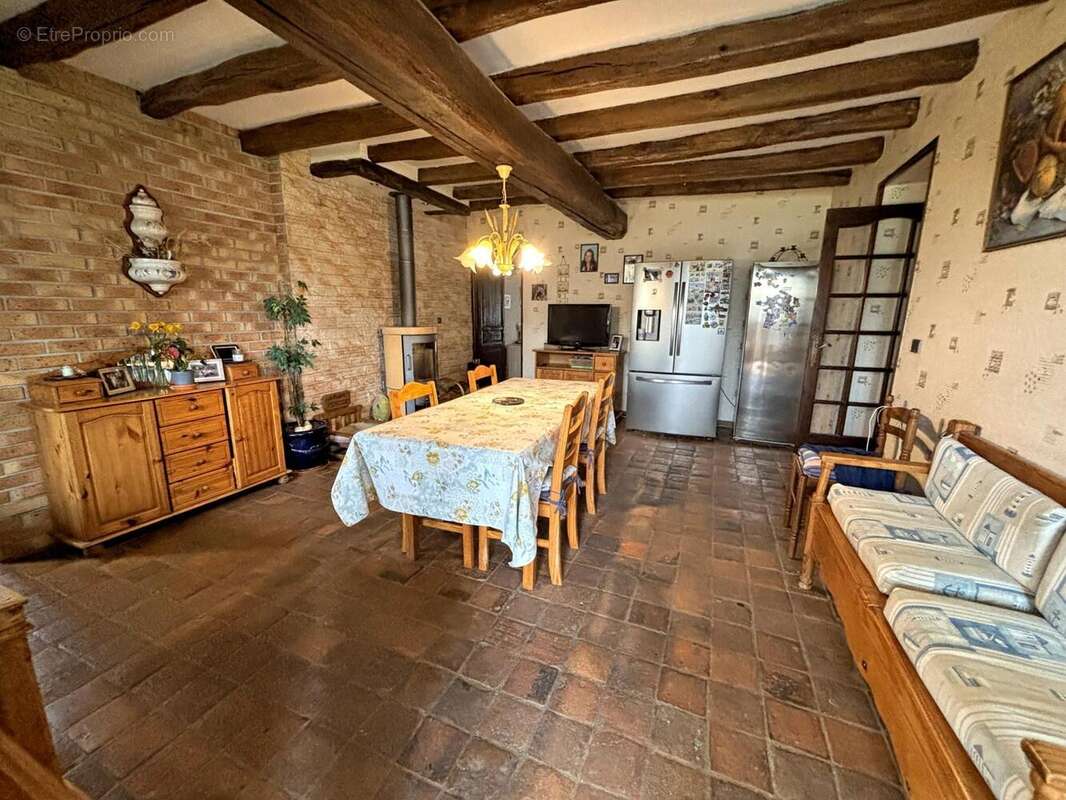 Maison 190 m² à Montcorbon  - photo 2