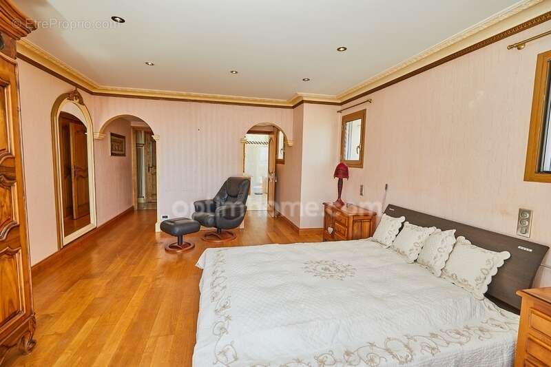 Superbe Villa Dominant l'Étang de Thau à vendre à Bouzigues - photo 7