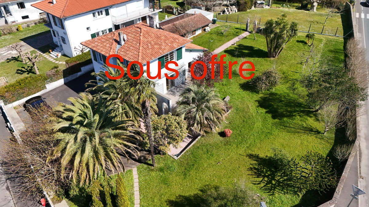 Maison à SAINT-PIERRE-D'IRUBE