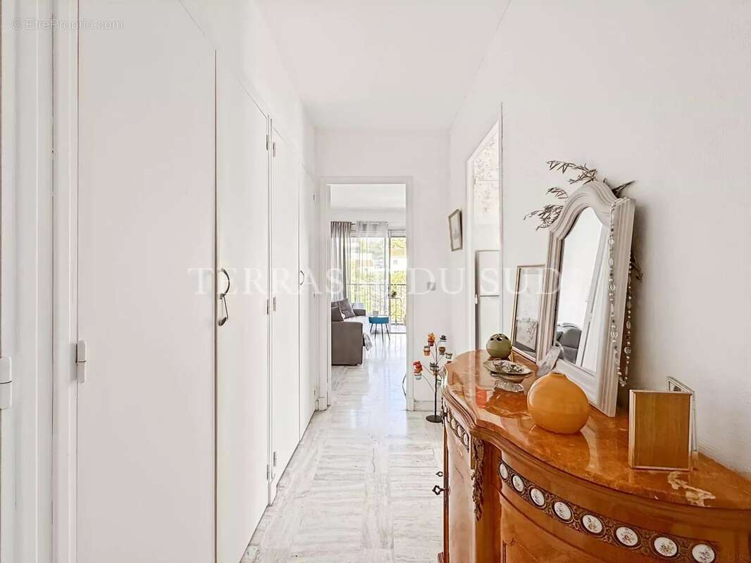 Appartement à MARSEILLE-7E