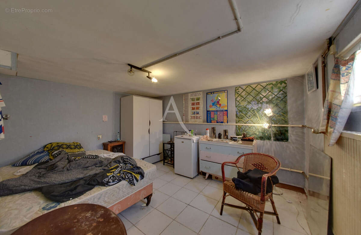 Maison familiale avec fort potentiel et grand jardin - photo 15
