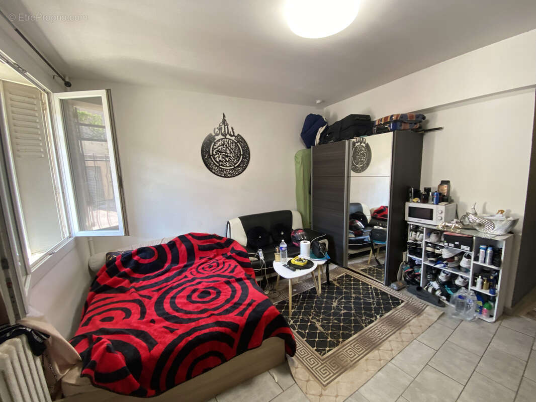 Appartement à MARSEILLE-6E
