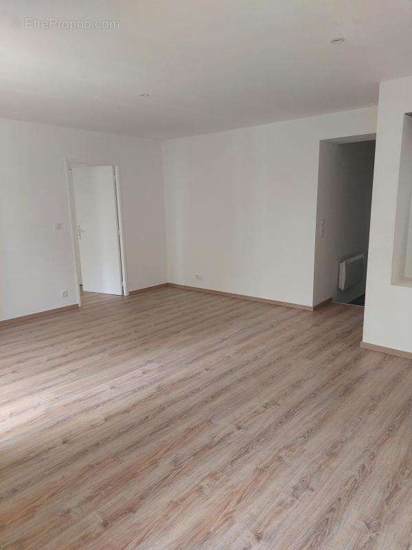 Appartement à NOZAY
