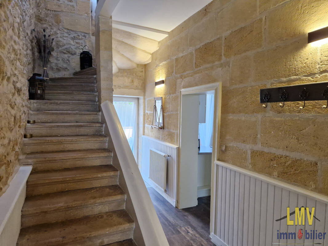 Maison à RAUZAN