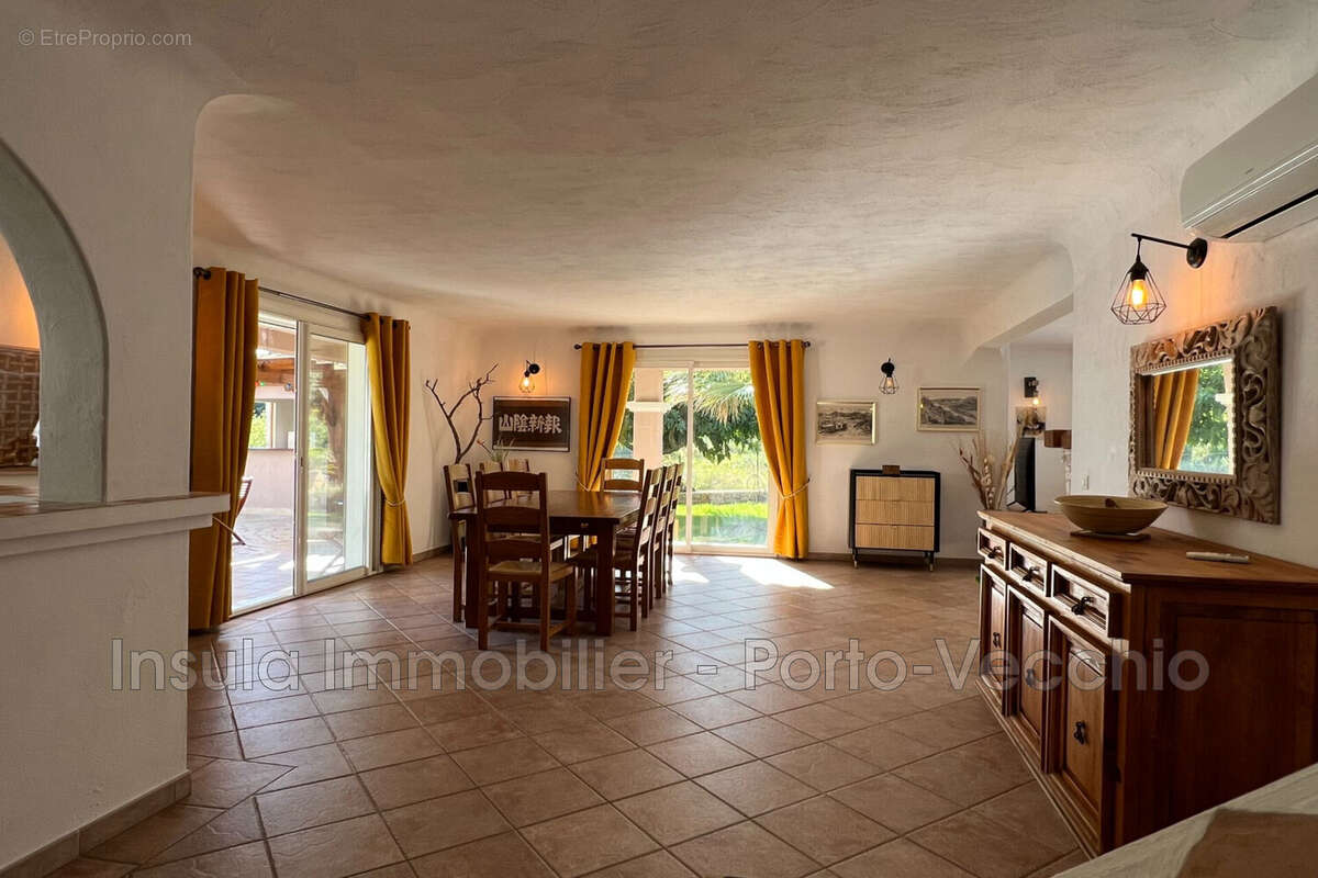 Maison 5 pièces 181 m² à vendre à Porto-Vecchio (20144) - photo 9