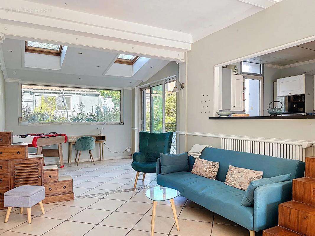 Maison à VILLIERS-SUR-MARNE