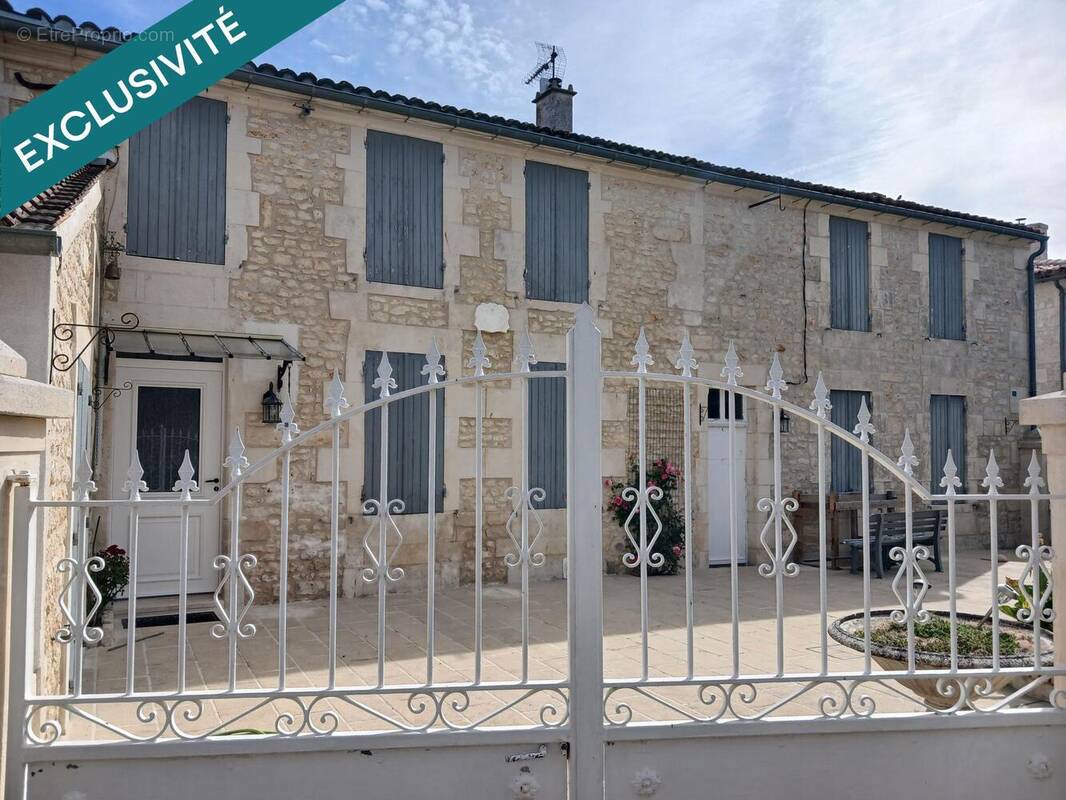 Photo 1 - Maison à JAZENNES