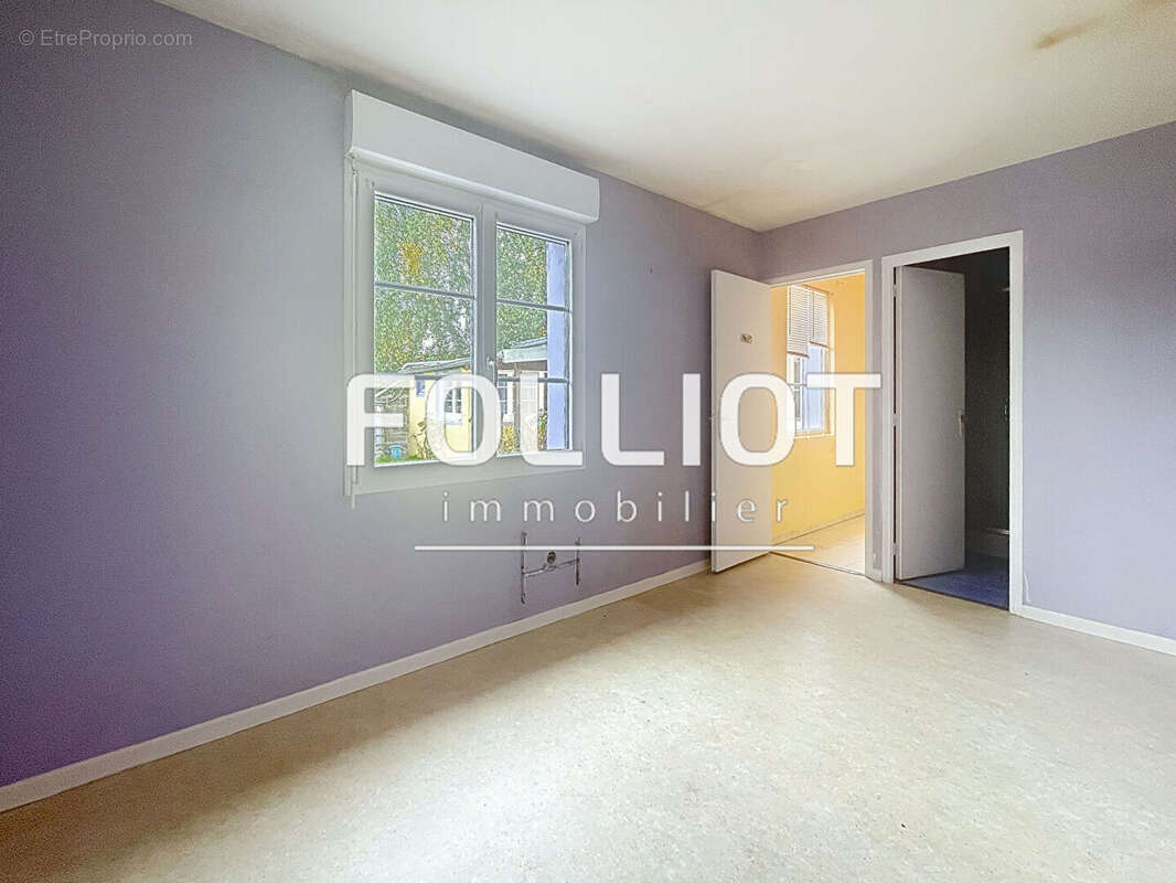 Maison à DONVILLE-LES-BAINS