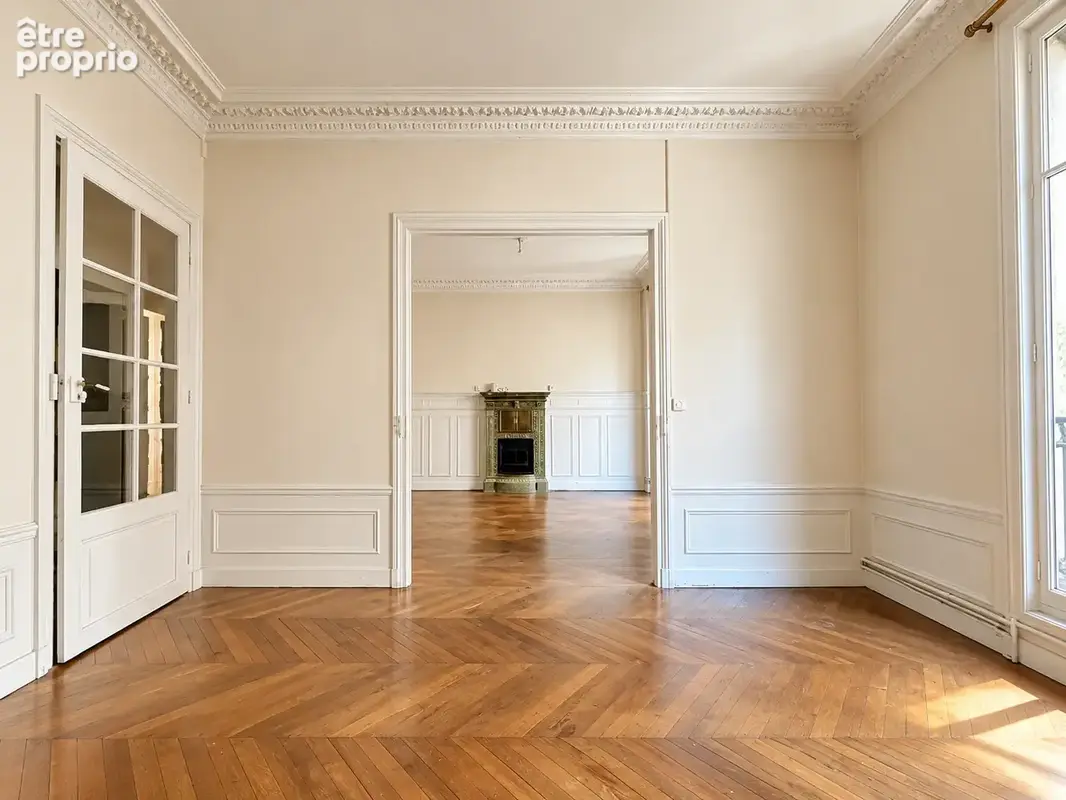 Cachet Haussmannien - Appartement familial - NATION - photo 3
