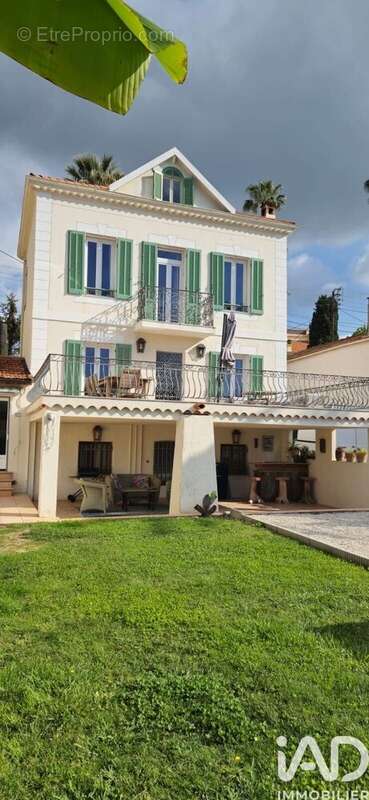 Photo 2 - Maison à VALLAURIS