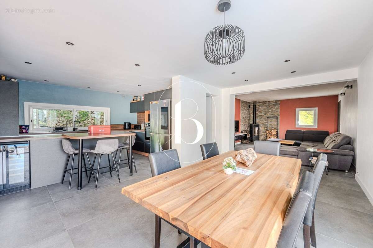 Maison 130 m² à Saint-Michel-D'euzet  - photo 3