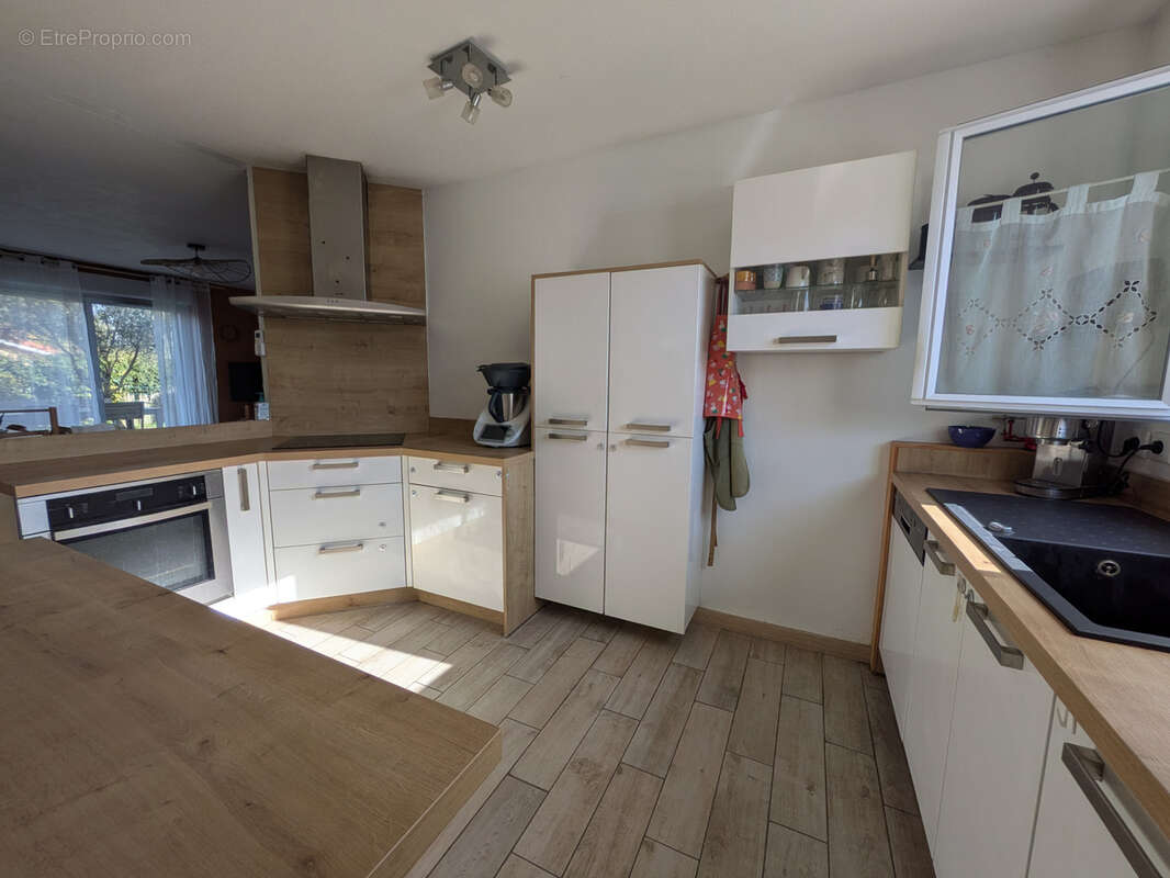 Maison à SAINT-SULPICE