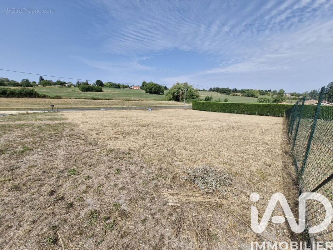 Photo 1 - Terrain à SIGOULES