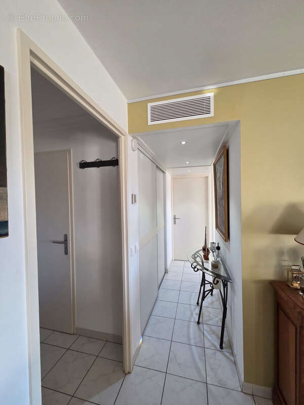 Appartement à LE CANNET