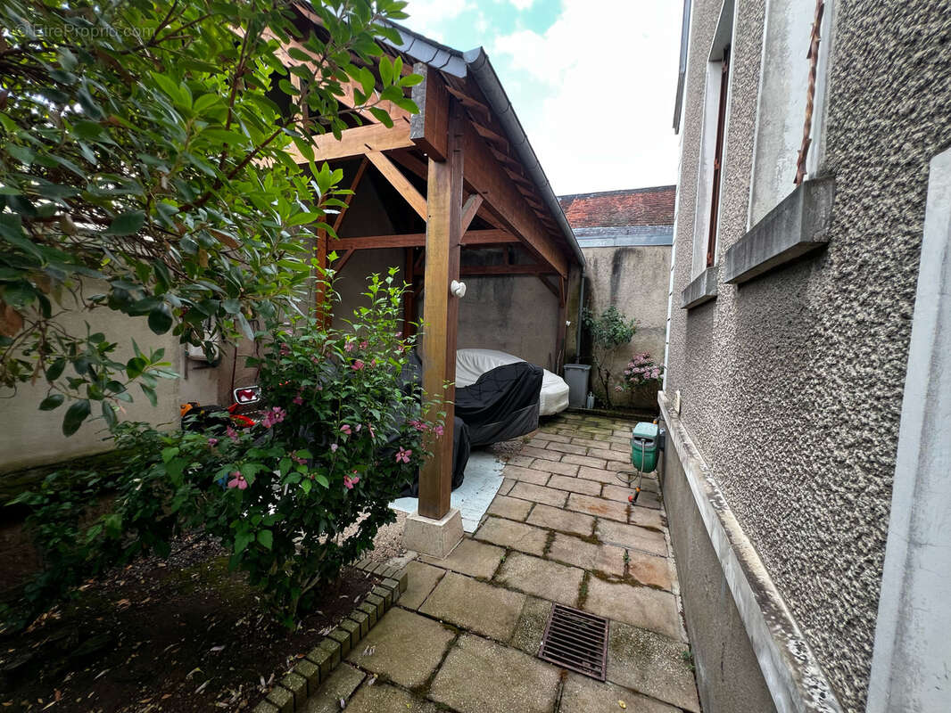 Maison à CHATELLERAULT