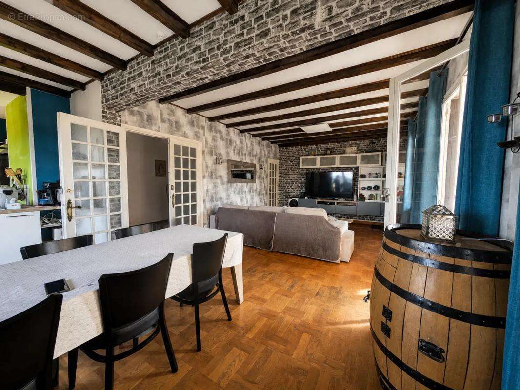 Maison de 280 m² à Perrigny - photo 20