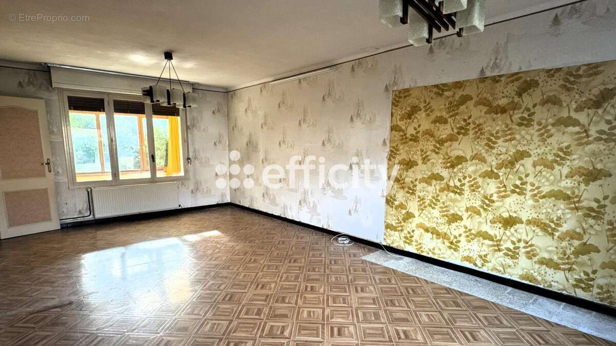 Maison à FACHES-THUMESNIL