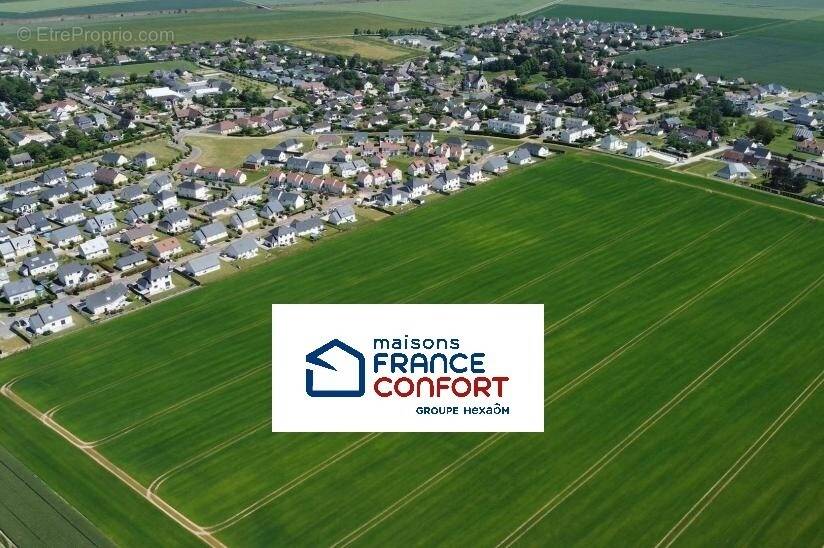 Terrain à GUICHAINVILLE