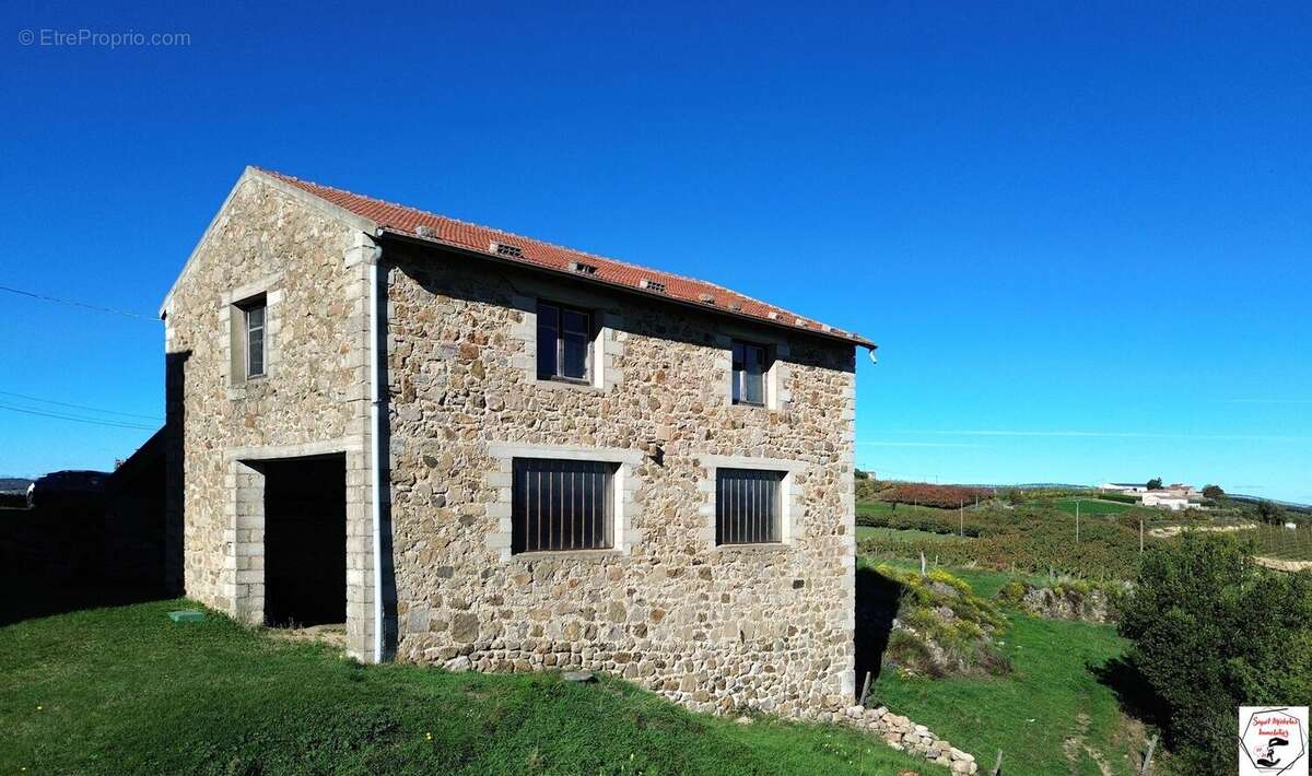 Maison à COLOMBIER-LE-VIEUX
