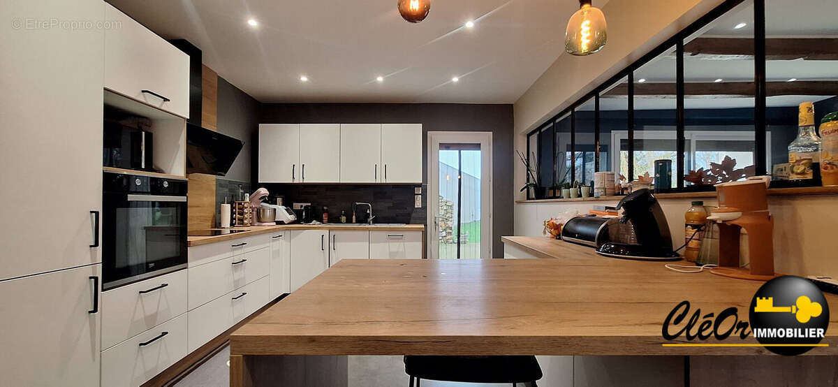 Maison à SAINT-SYMPHORIEN-SUR-SAONE