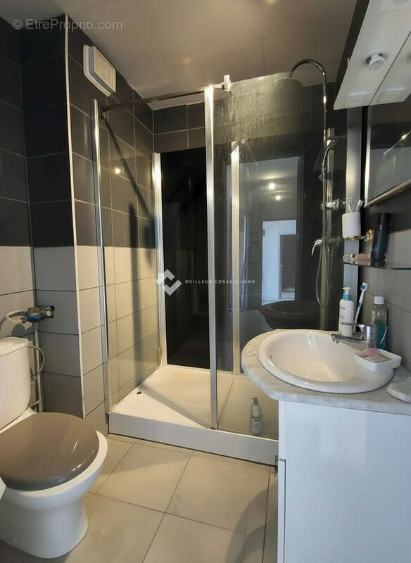 Appartement 53 m² à Lyon-8e  - photo 6