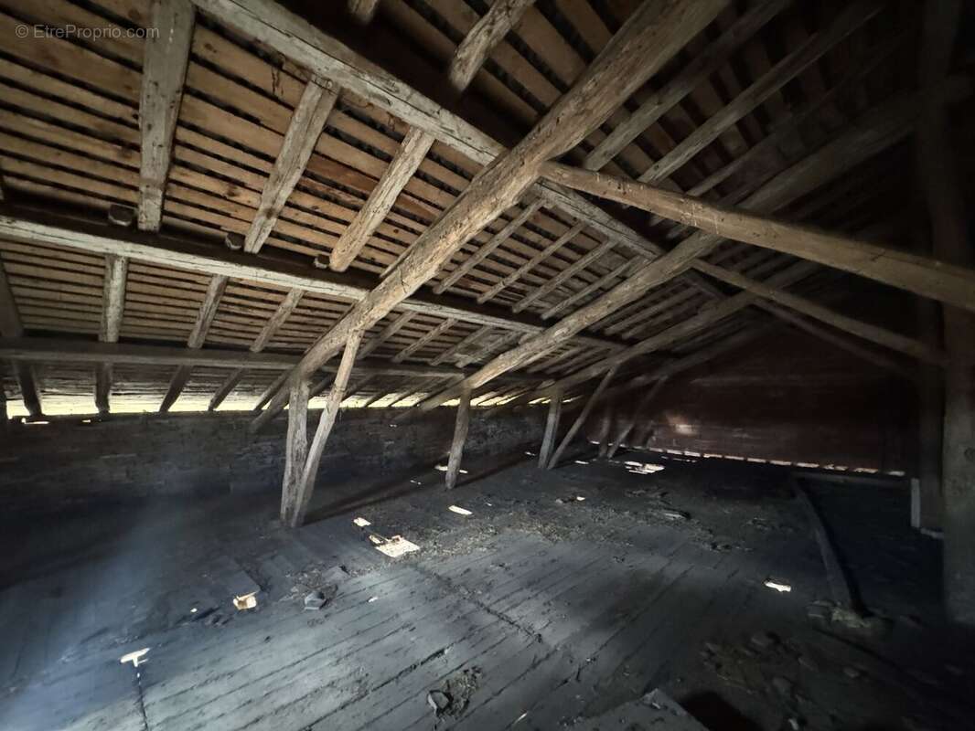 Maison à CASTELMAUROU