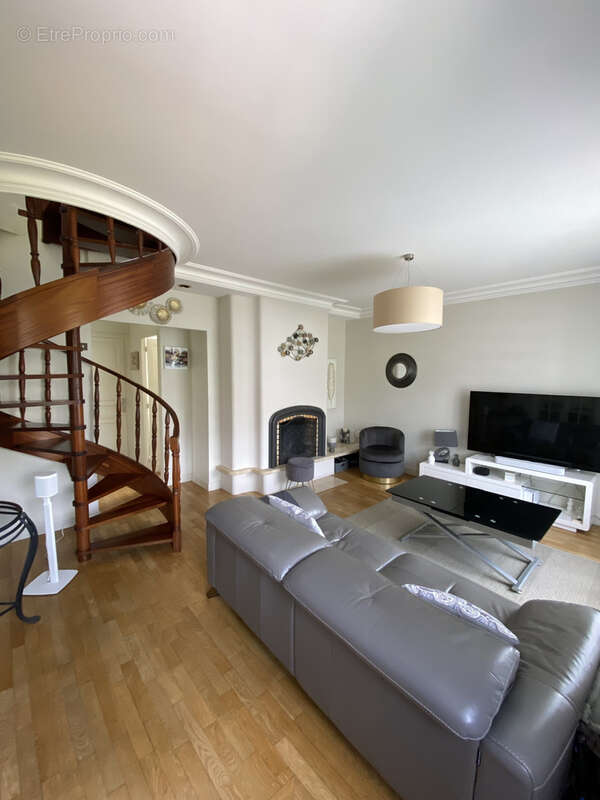 Maison à CHAMPIGNY-SUR-MARNE