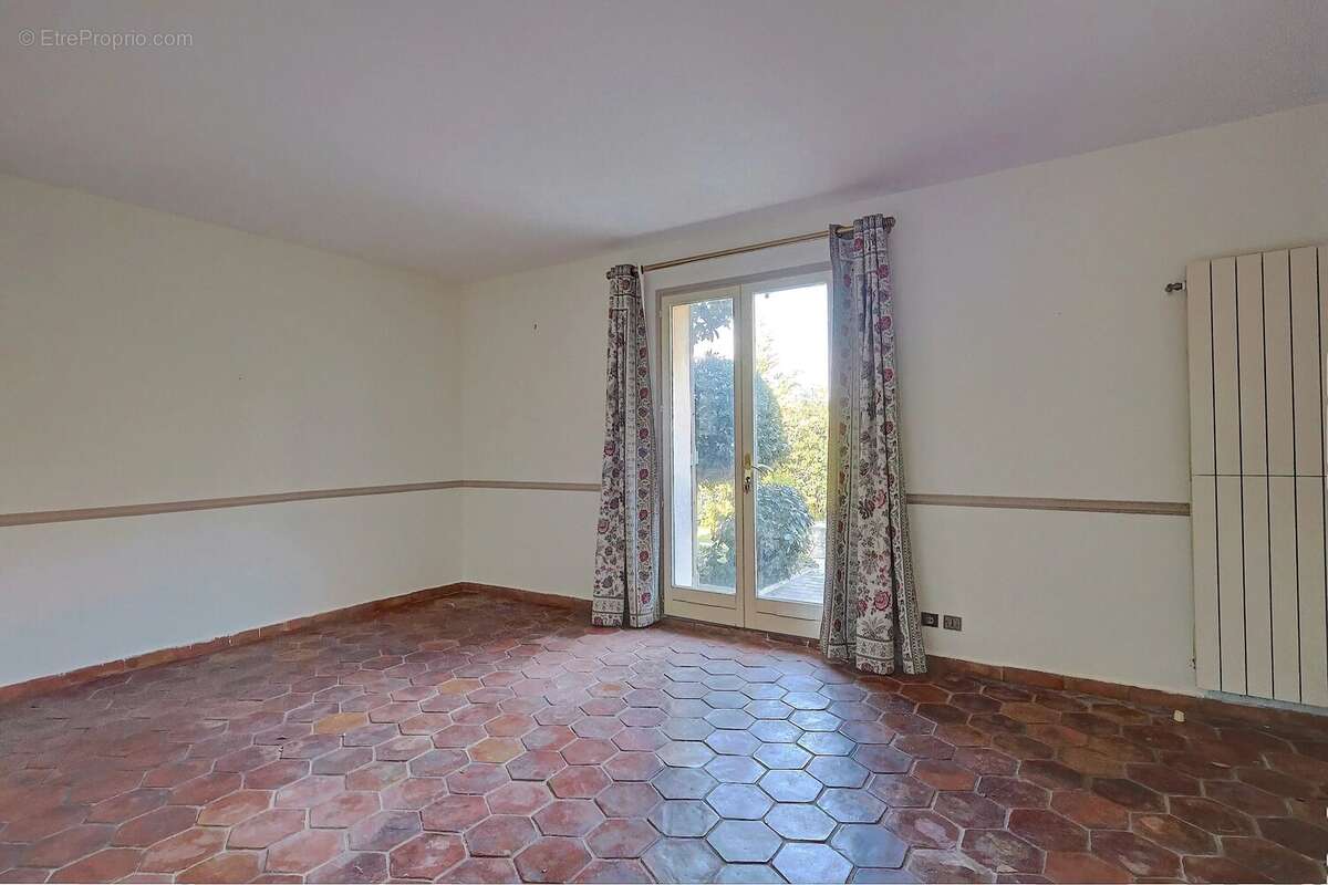 Maison à BIOT