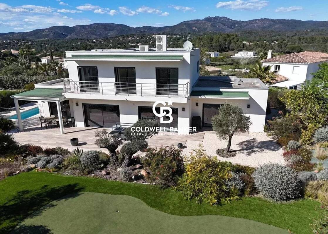 Maison à SAINT-RAPHAEL