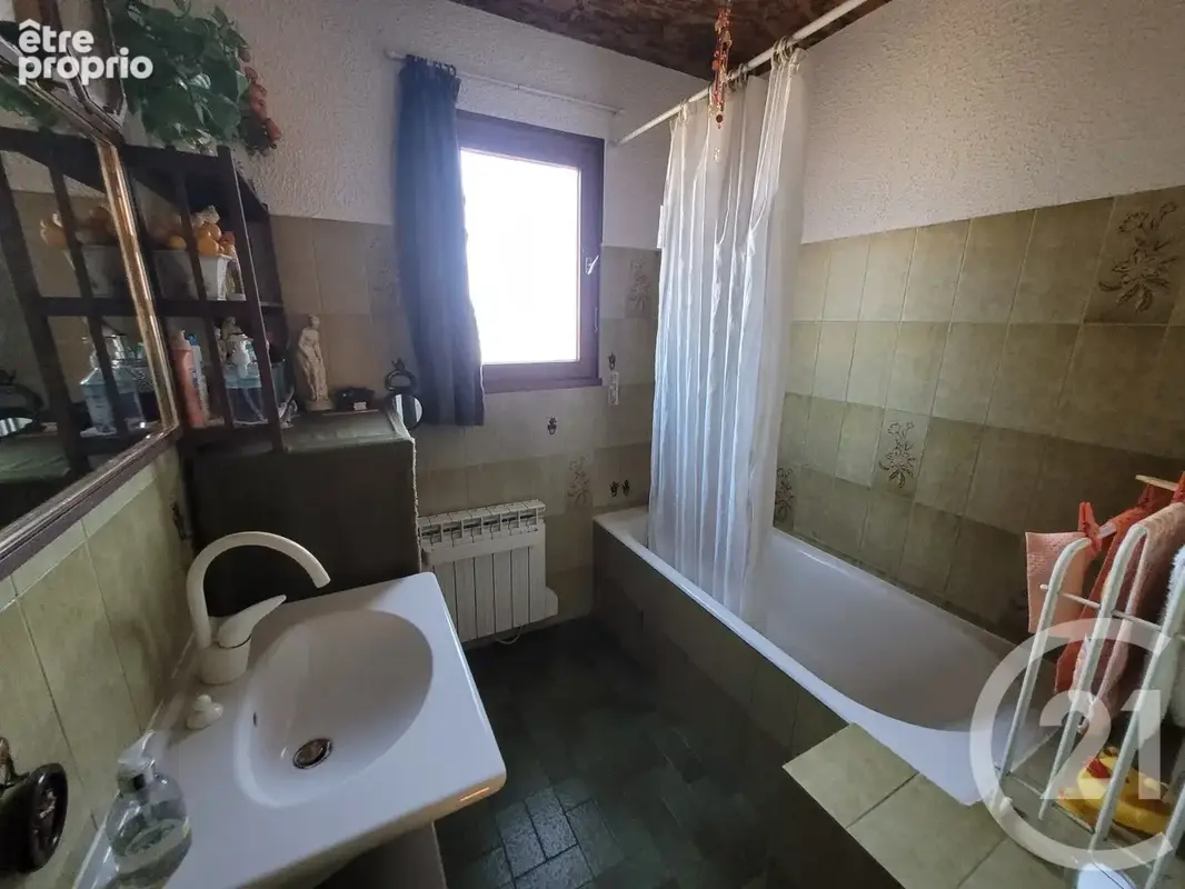 Maison 7 pièces 147 m² à vendre à Romenay (71470) - photo 7