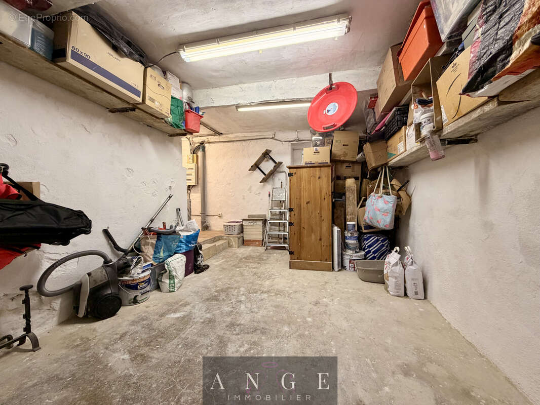 Maison à SOLLIES-TOUCAS