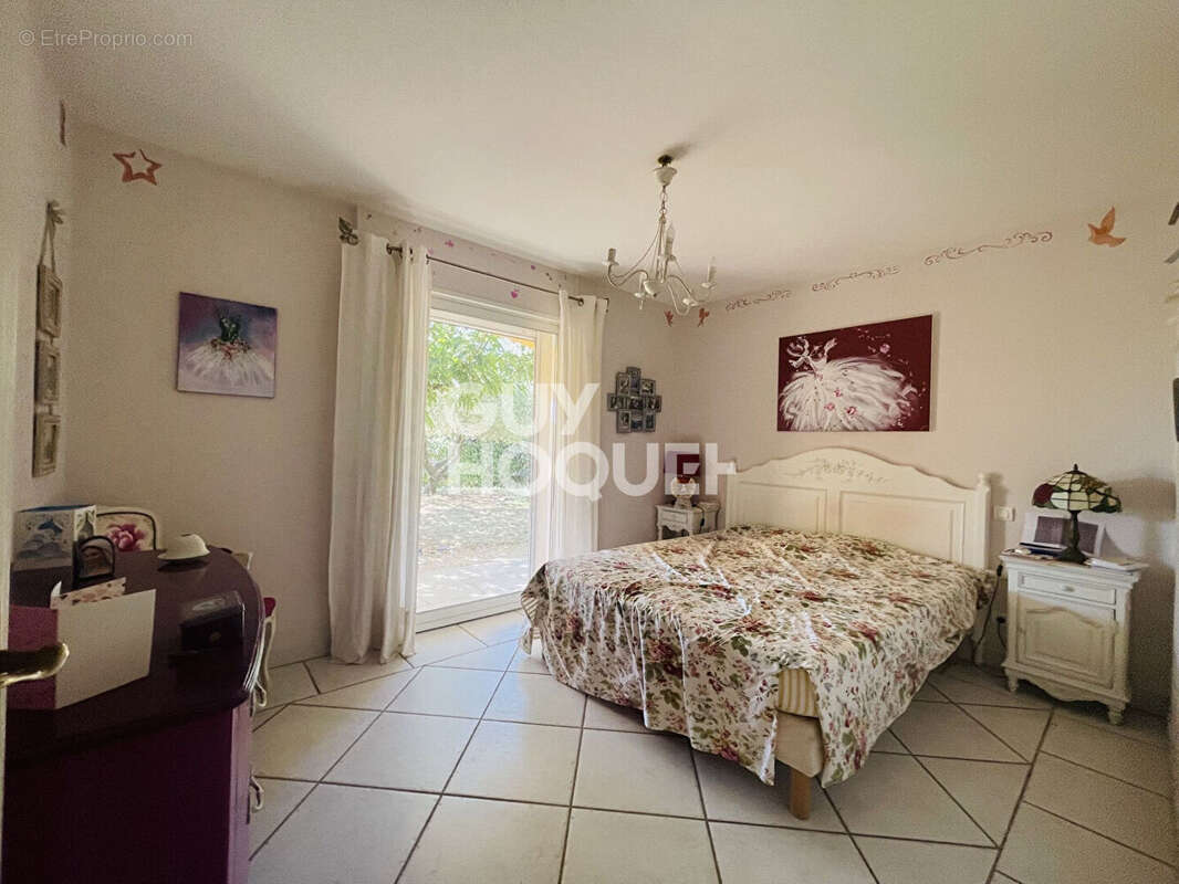 Maison plain-pied 3 chambres sur 1294 m² de terrain - photo 7