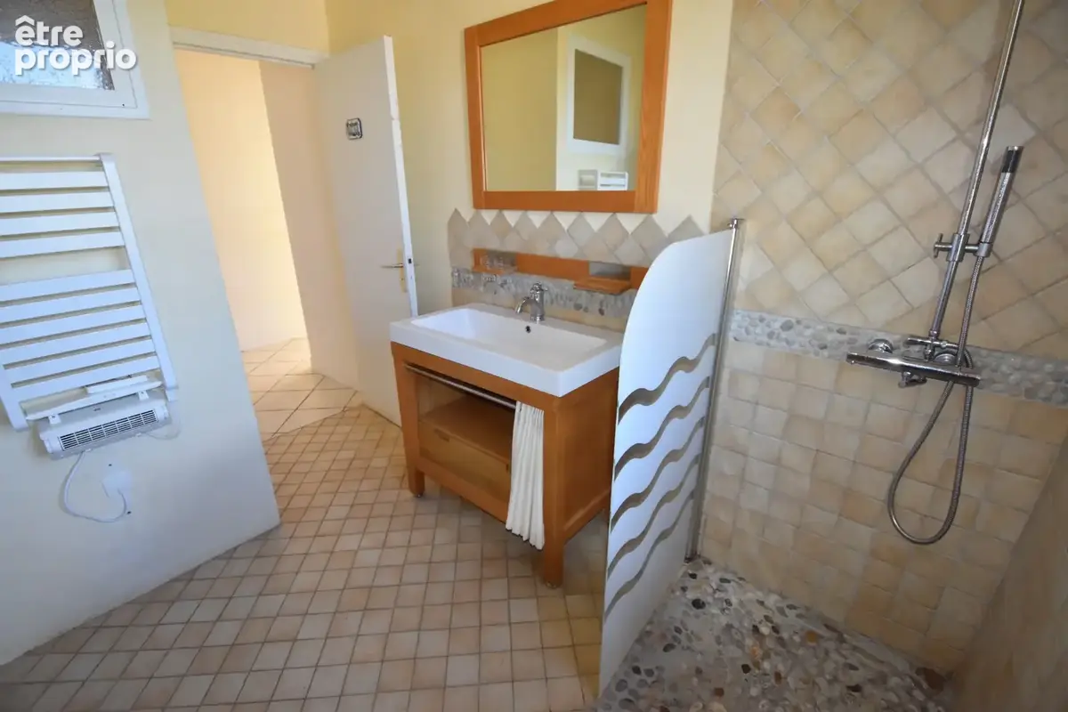 Maison à vendre 5 pièces LA MOTTE SAINT JEAN (71) - photo 8