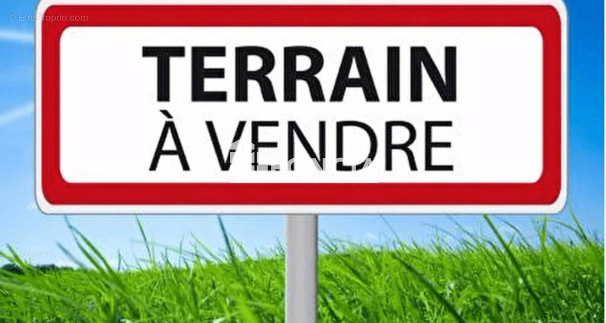 Terrain à HOURTIN