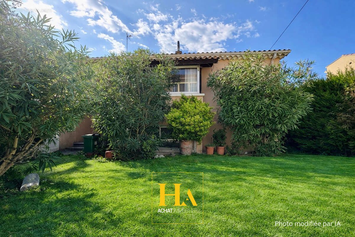 Maison à MONTELIMAR