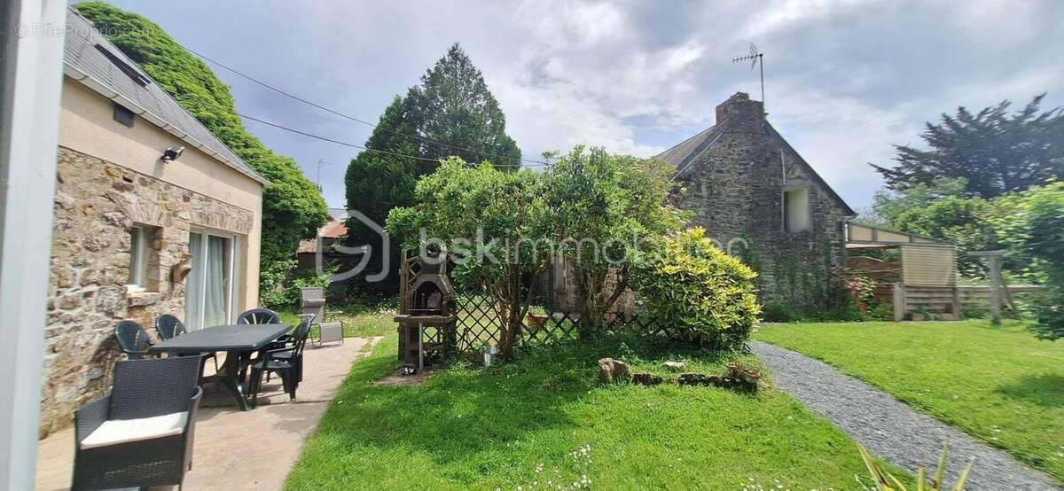 Maison en pierre de caractère 98m² entre Bricquebec et Barneville - photo 10
