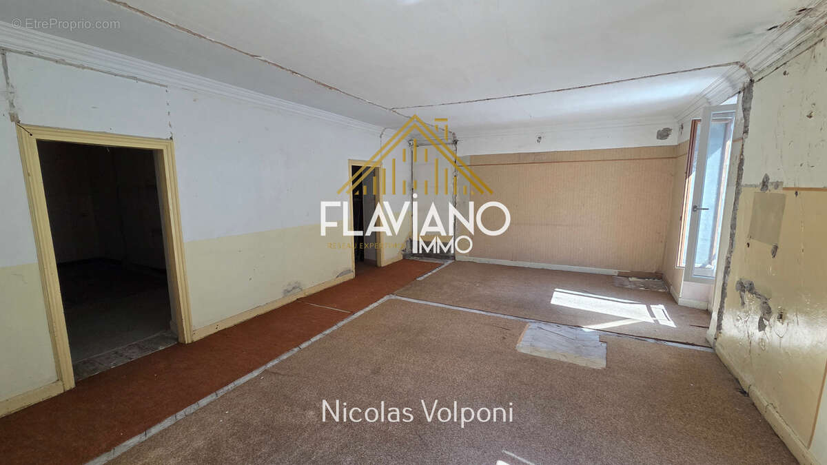 Appartement à LA CONDAMINE-CHATELARD