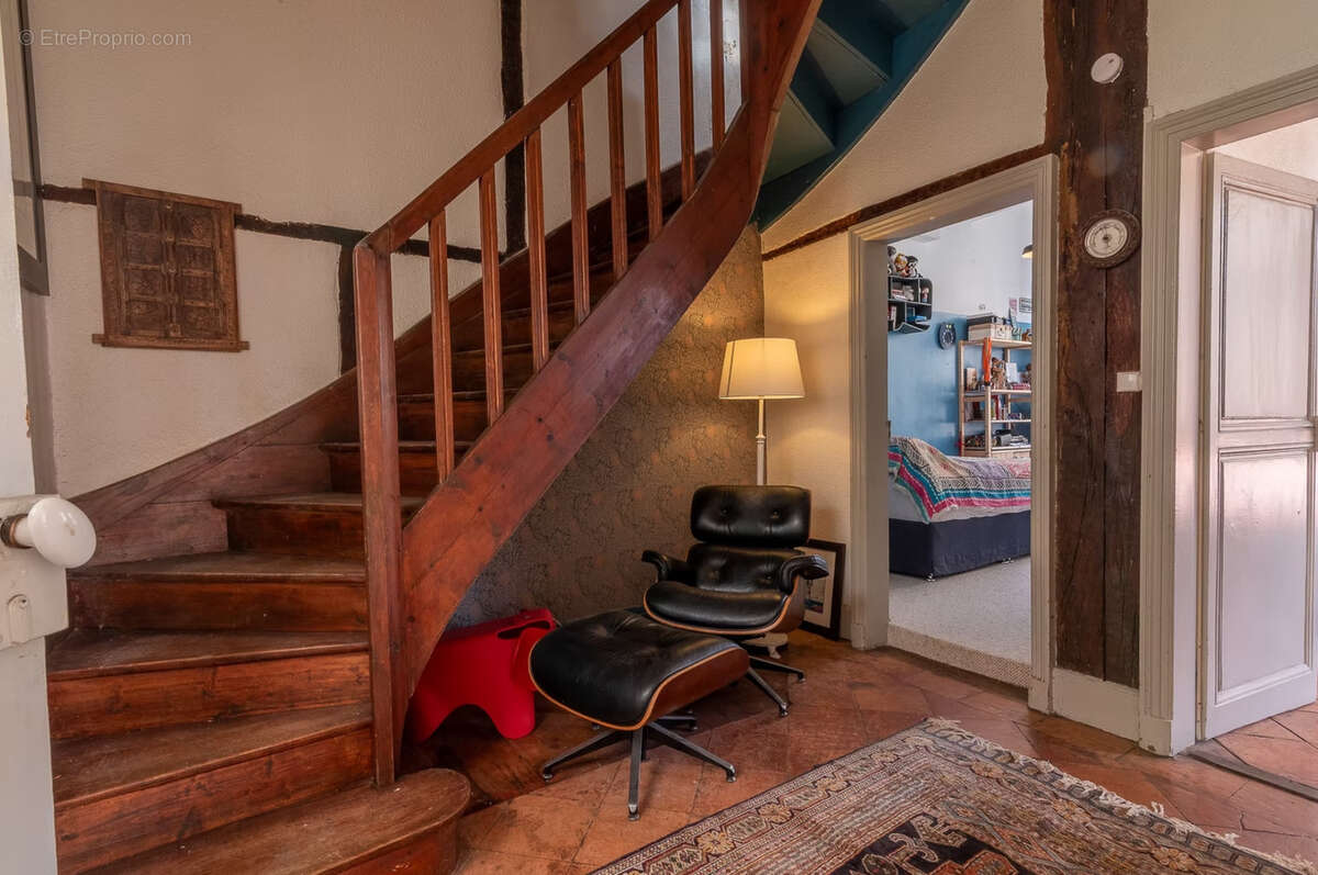 Maison à BEAUMONT-DE-LOMAGNE