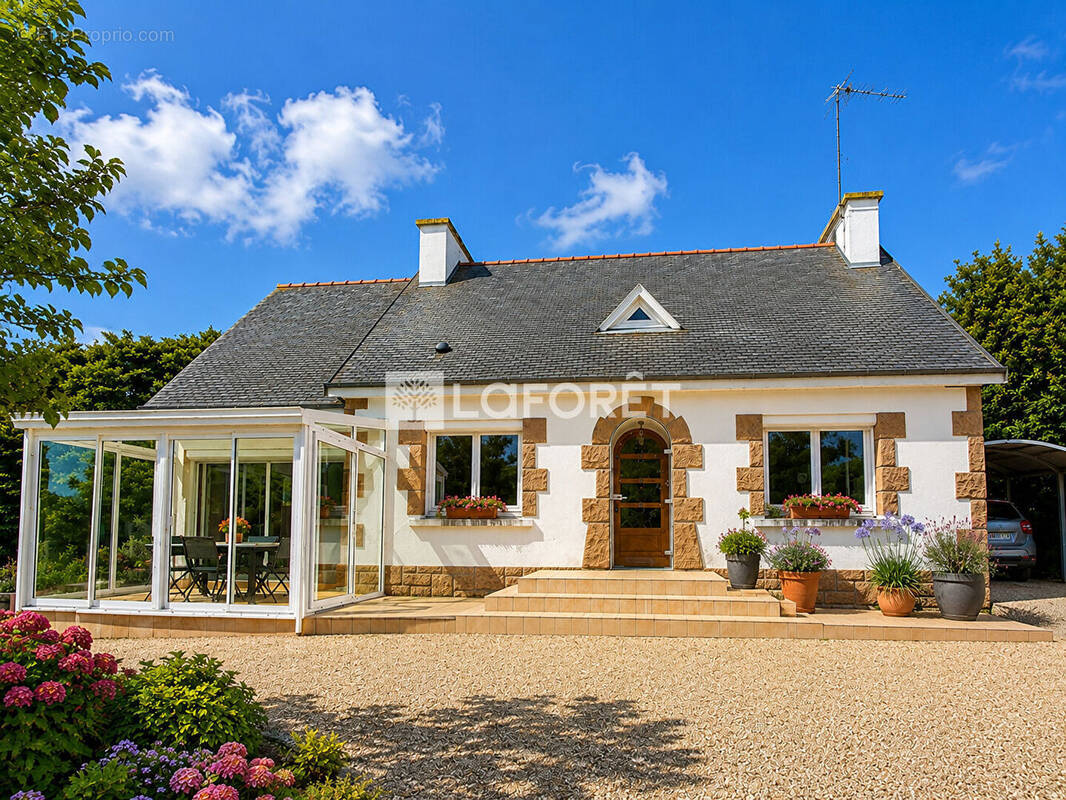 Maison à PLESTIN-LES-GREVES