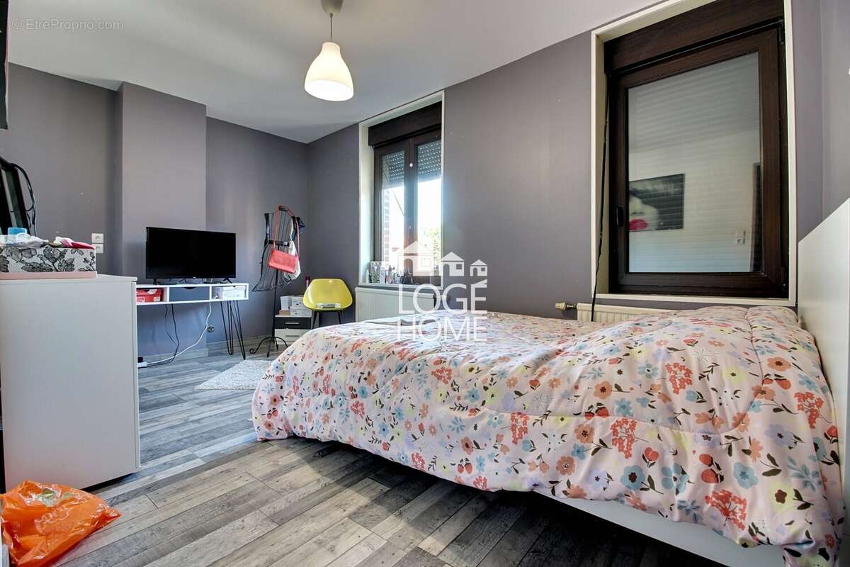 Maison 111 m² à Wattrelos  - photo 9