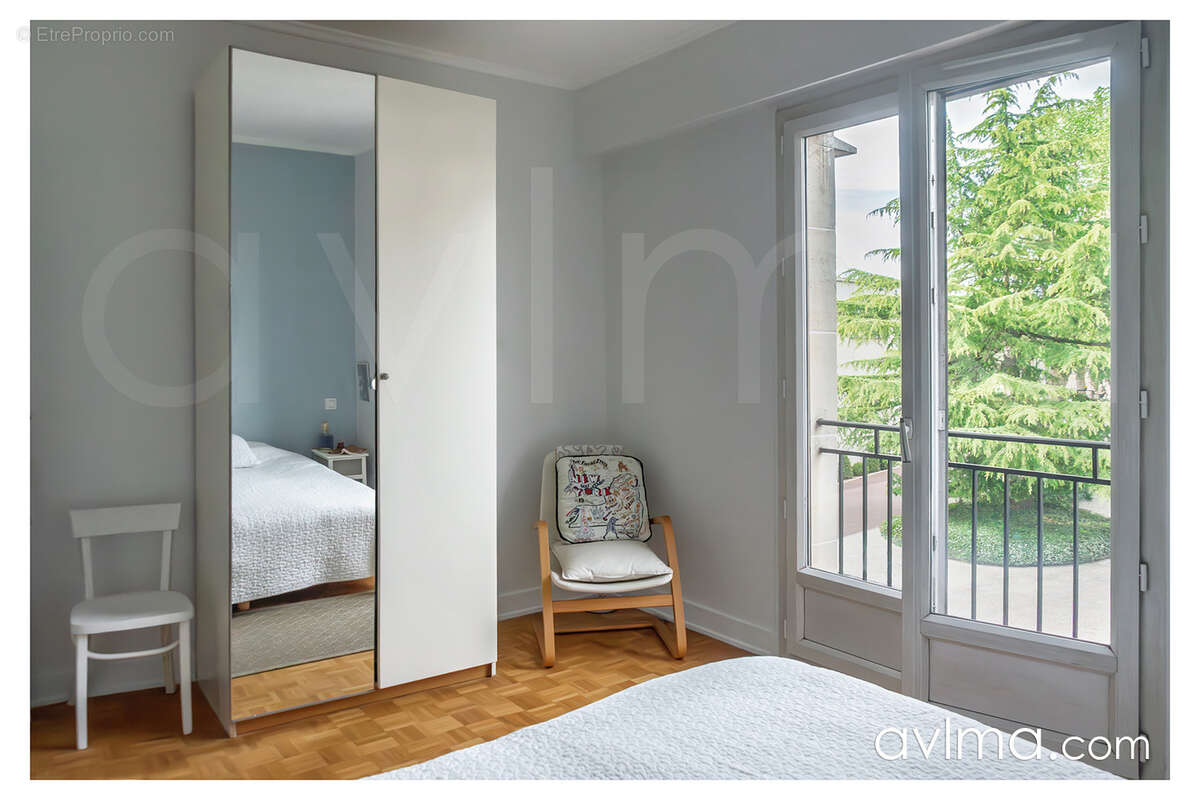 Appartement à SAINT-NOM-LA-BRETECHE