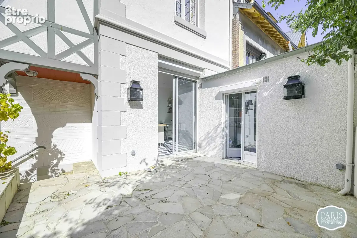 Deauville  - Maison de ville anglo-normande de 196m2 habitables avec terrasses - photo 8