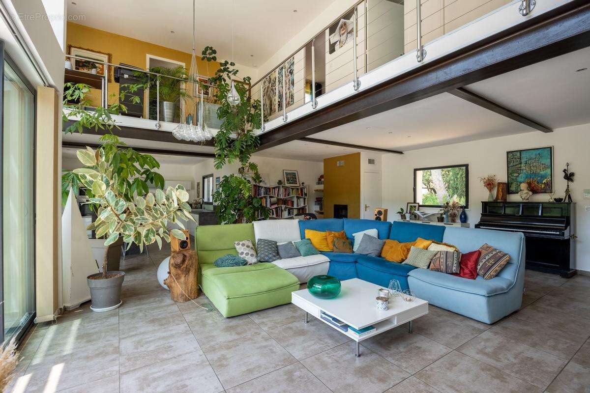 Maison à ROQUEFORT-LA-BEDOULE