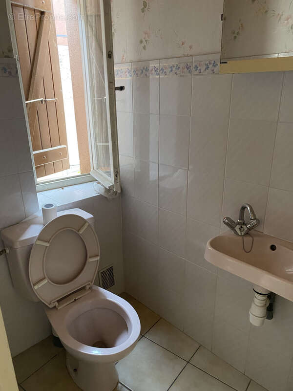 Maison à SAINT-LAURENT-DE-CERDANS