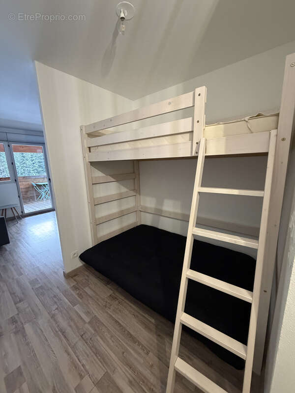 Appartement à LAVEISSIERE