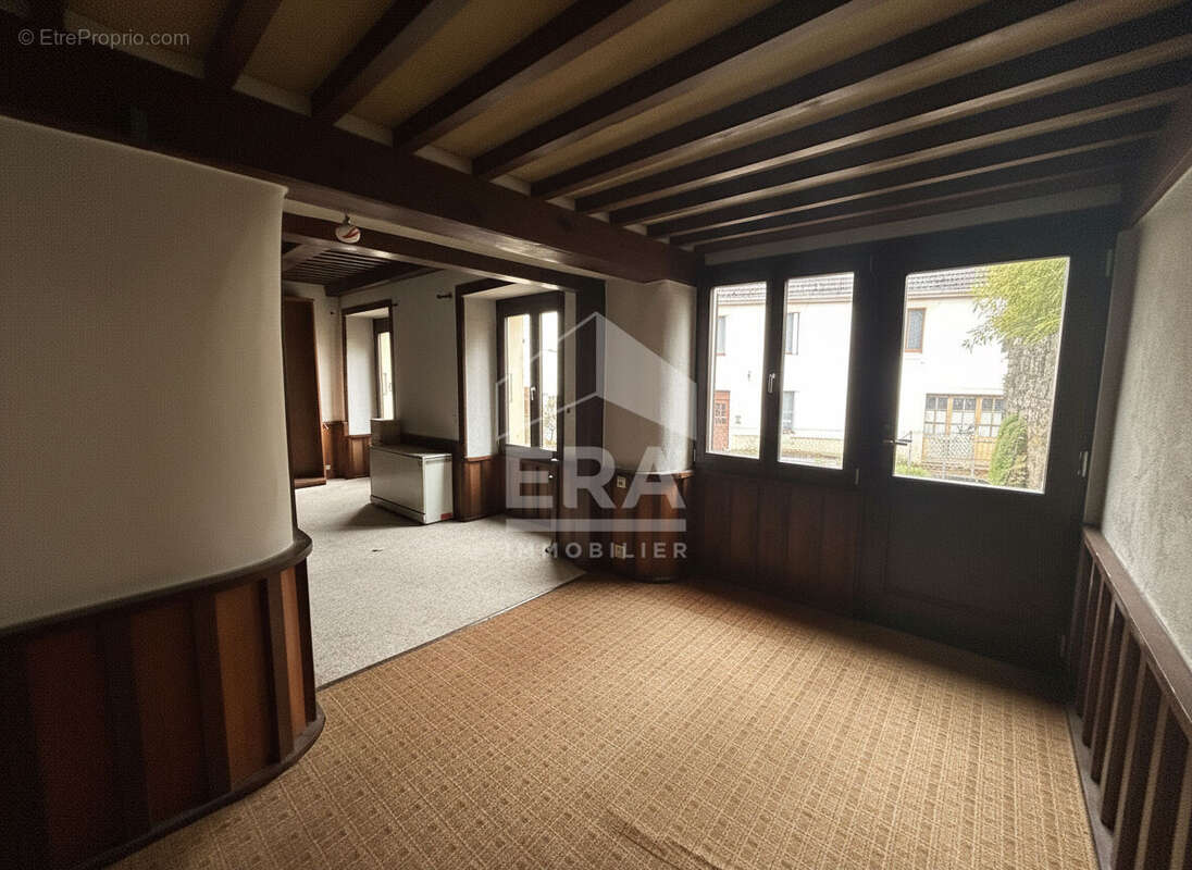 Maison à MOUTHIER-HAUTE-PIERRE