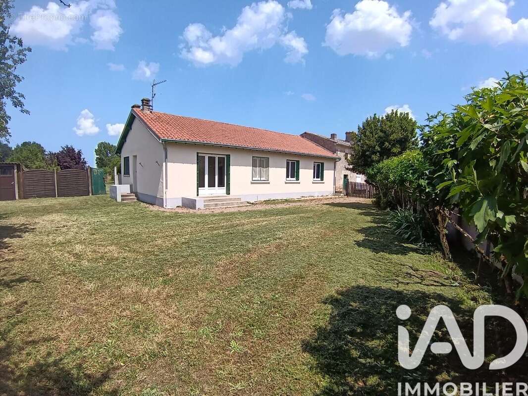Photo 2 - Maison à THOUARS