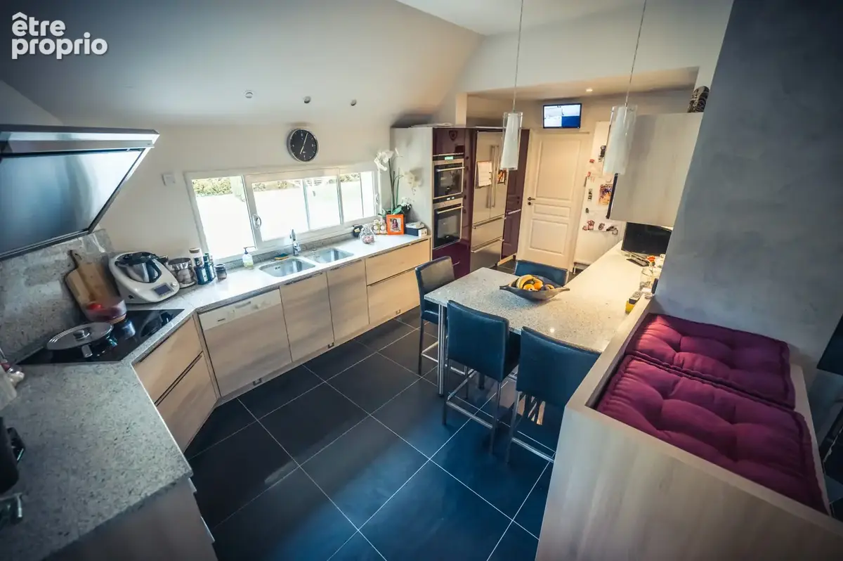 Ensemble immobilier d’exception   Prestations haut de gamme sur plus de 3 000 m2 - photo 6